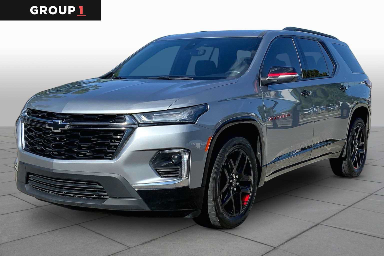Used 2023 Chevrolet Traverse Premier w/ Redline Edition FWD image 1