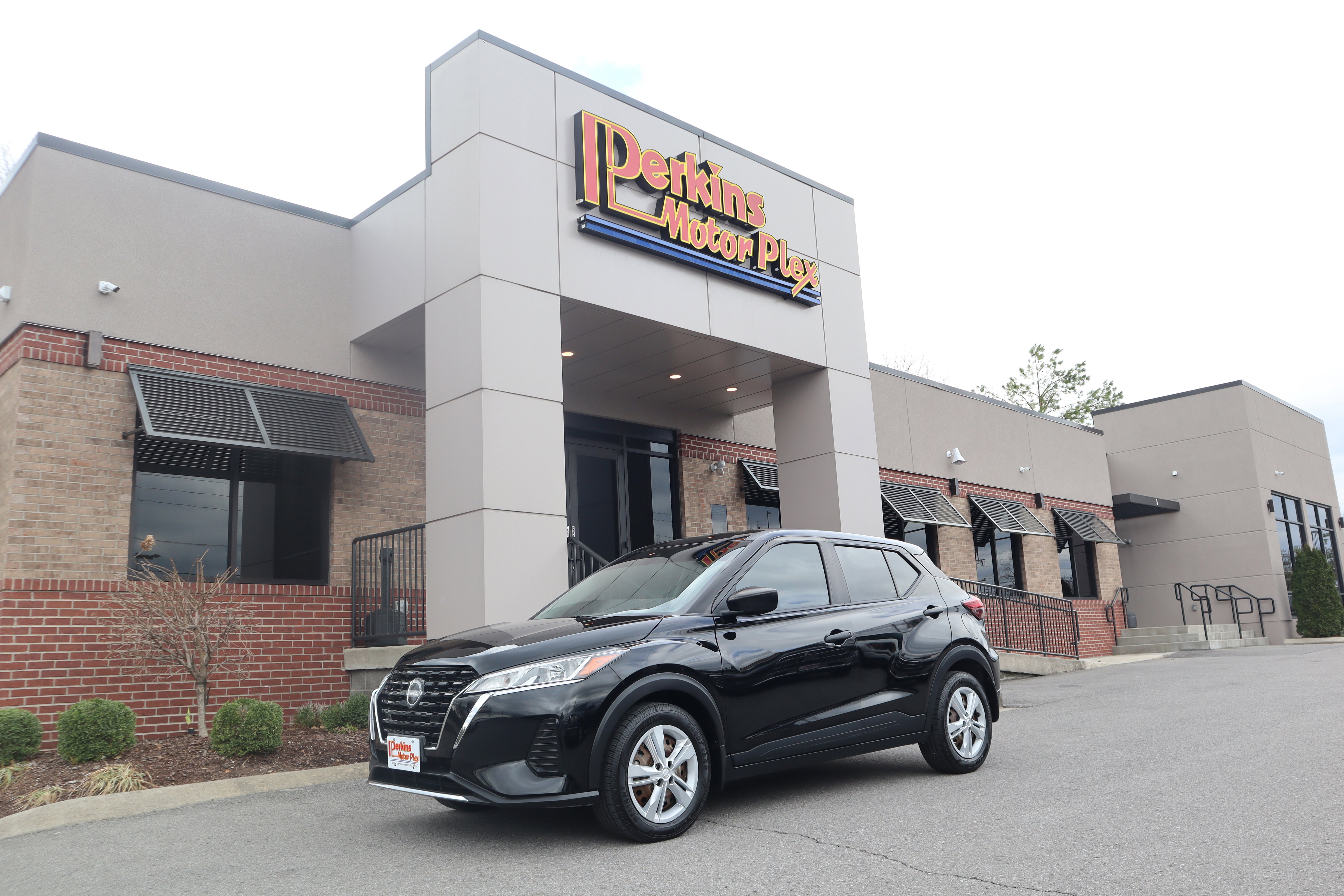 Used 2022 Nissan Kicks S image 31