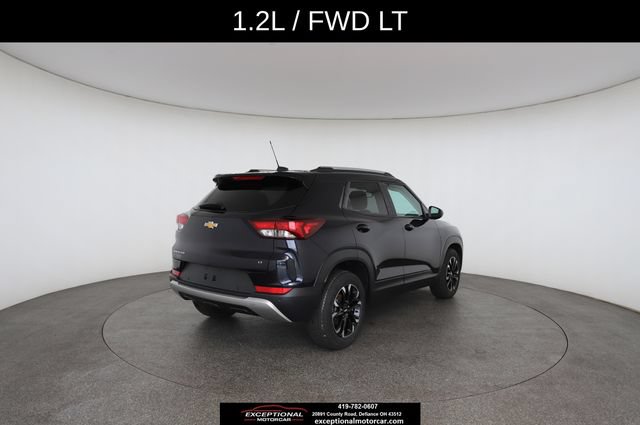 Used 2021 Chevrolet TrailBlazer LT w/ Premium Seating Package FWD image 18
