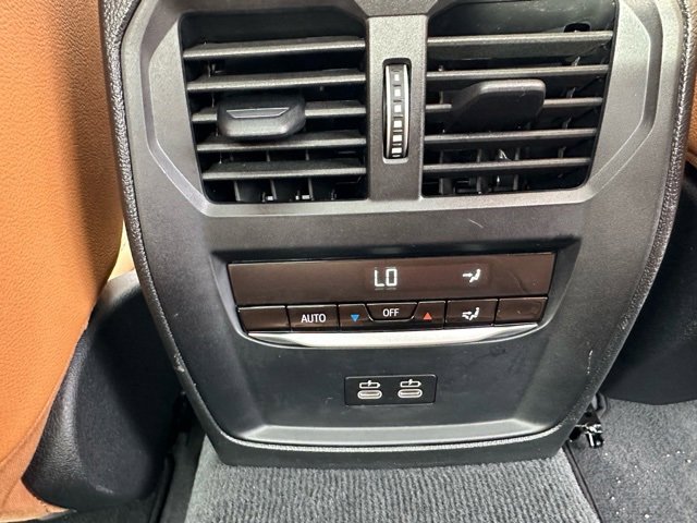 Used 2025 BMW 330i xDrive Sedan w/ Convenience Package image 26