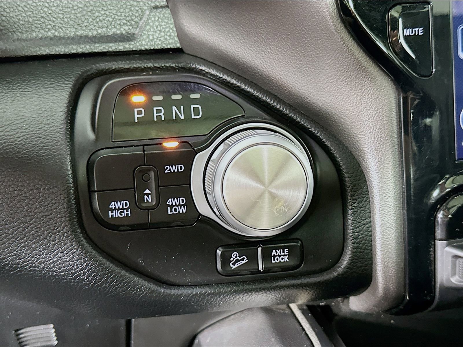 Used 2020 RAM 1500 Rebel image 18