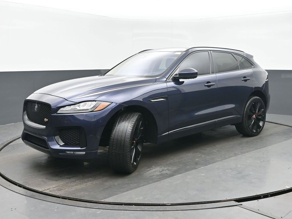 Used 2019 Jaguar F-PACE S image 7