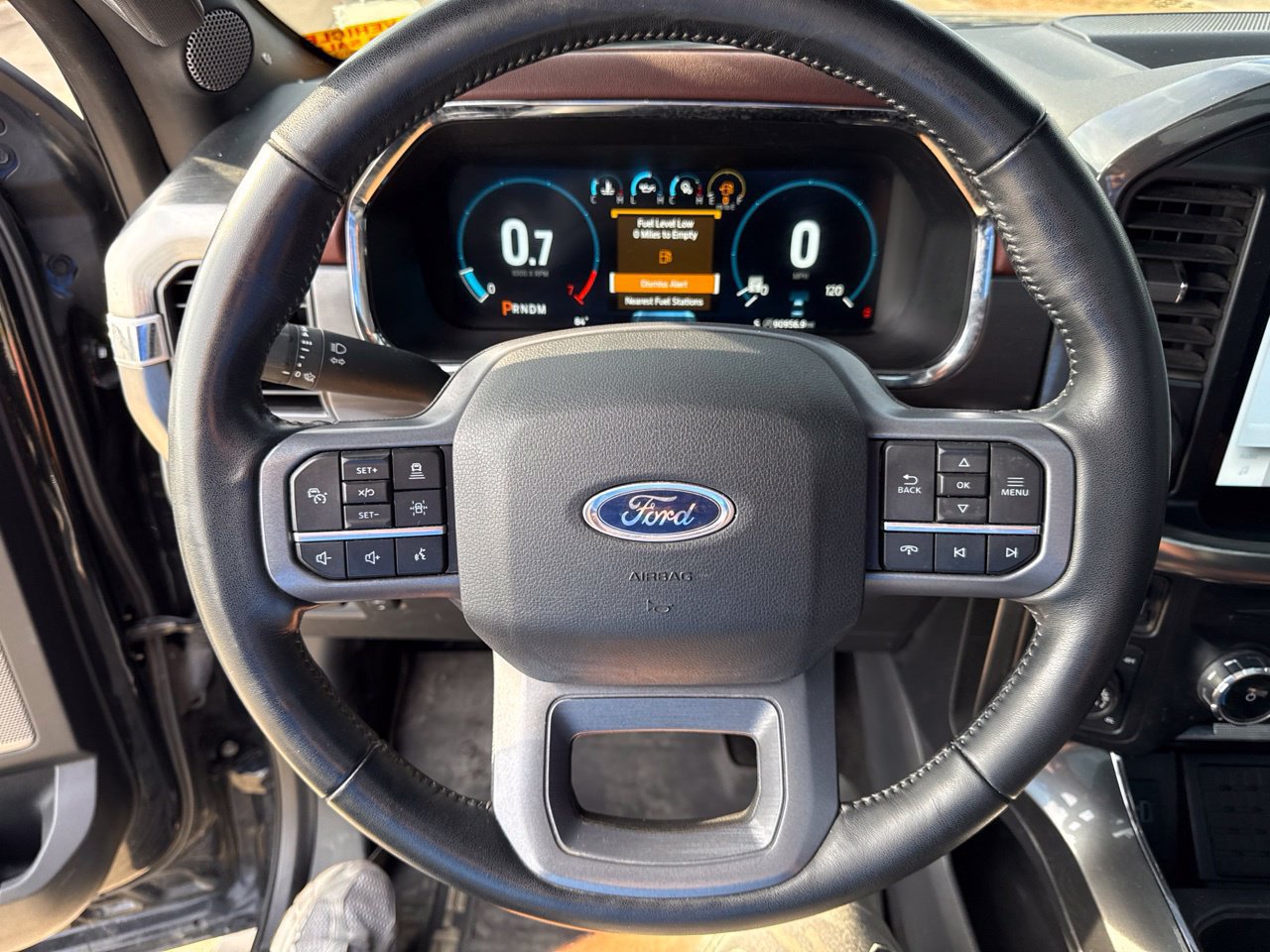 Used 2023 Ford F150 Lariat w/ Equipment Group 502A High AWD/4WD image 23