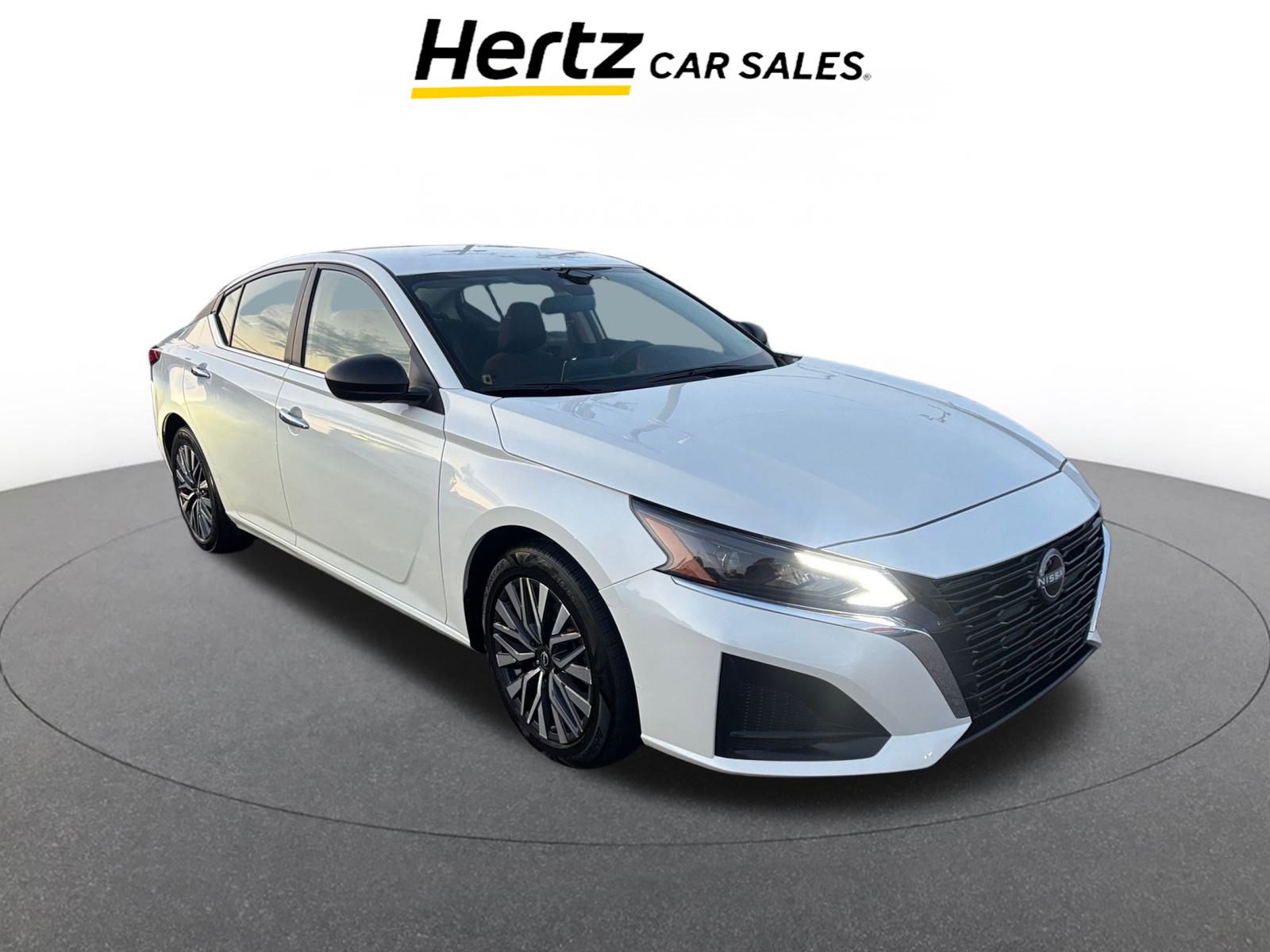 Used 2024 Nissan Altima 2.5 SV