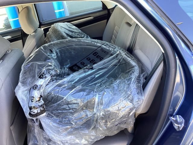 Used 2018 Ford Fusion S FWD image 15