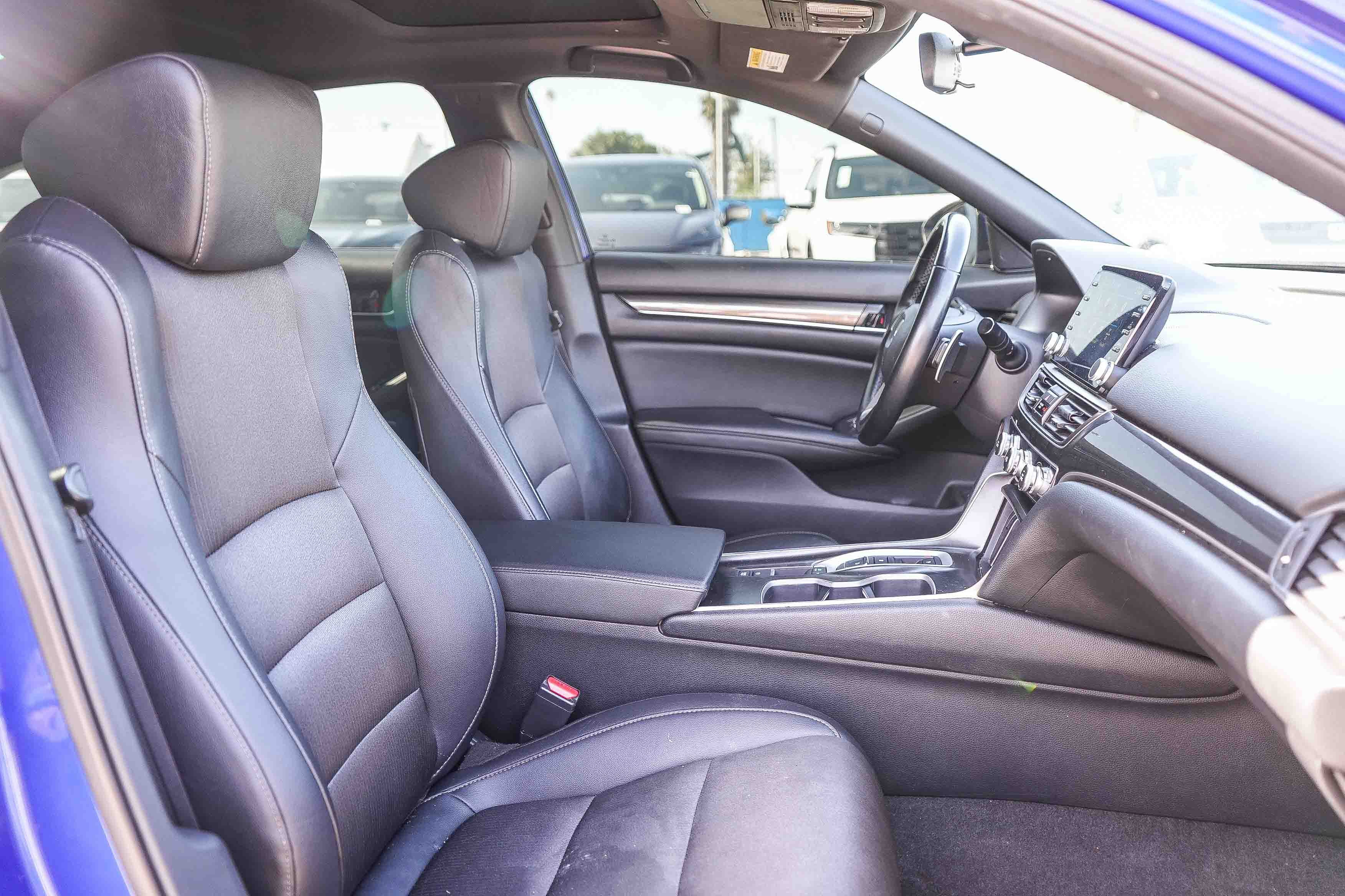 Certified 2019 Honda Accord Sport image 17