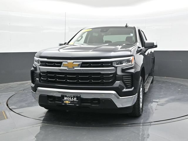 Used 2023 Chevrolet Silverado 1500 LT AWD/4WD image 2