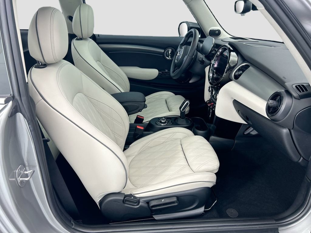 Certified 2024 MINI Cooper S image 23