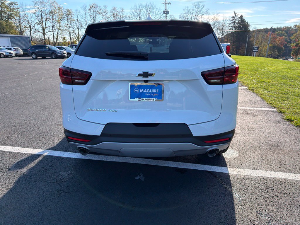 New 2026 Chevrolet Blazer LT w/ Convenience Package AWD/4WD image 4