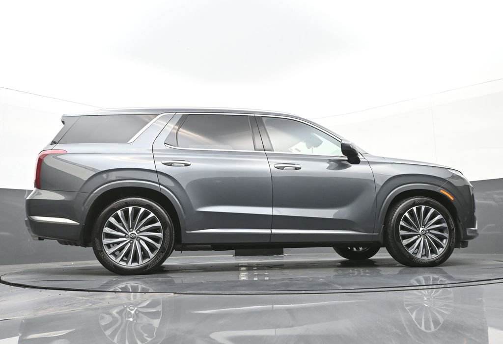 Used 2023 Hyundai Palisade Calligraphy w/ Cargo Package image 45