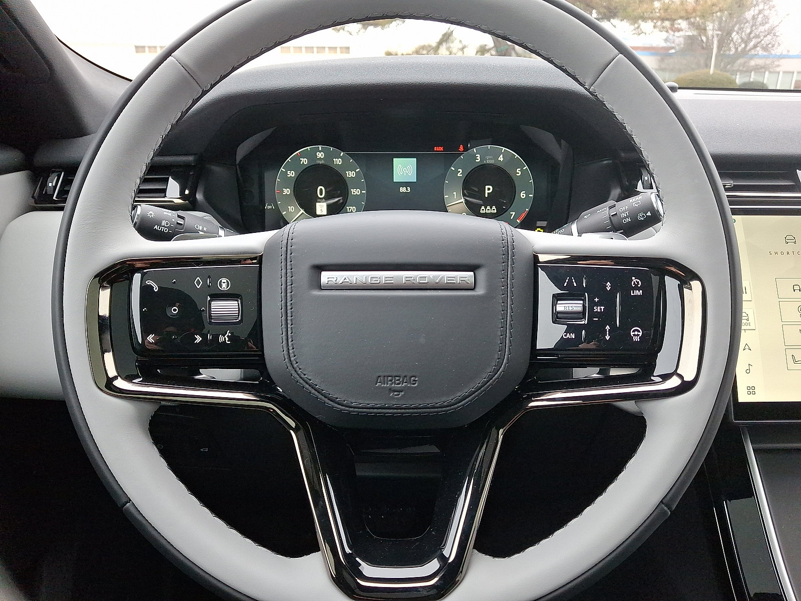 New 2026 Land Rover Range Rover Velar S AWD/4WD image 5