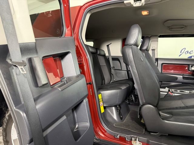 Used 2010 Toyota FJ Cruiser 4WD image 18