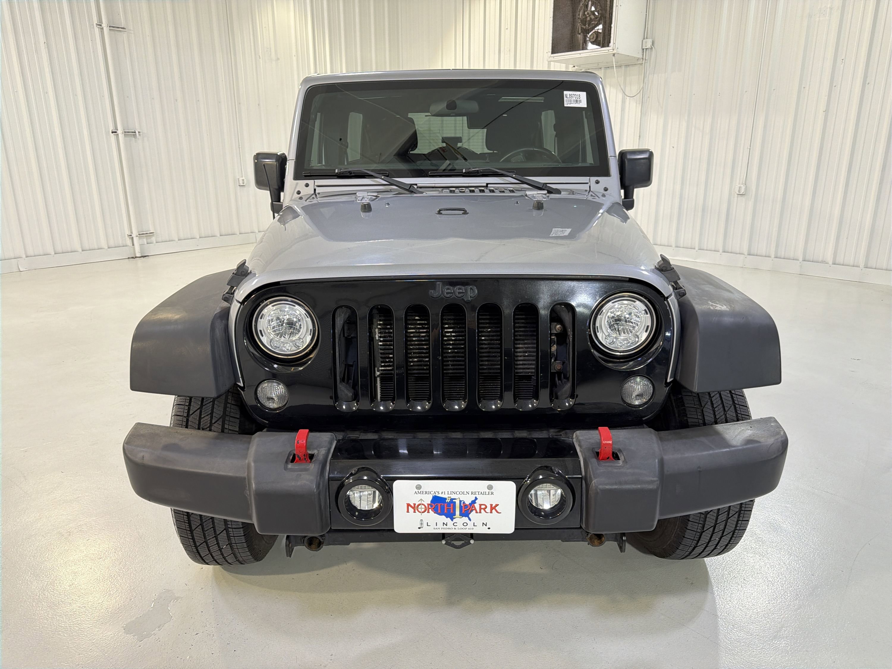 Used 2018 Jeep Wrangler Unlimited Sport AWD/4WD image 29