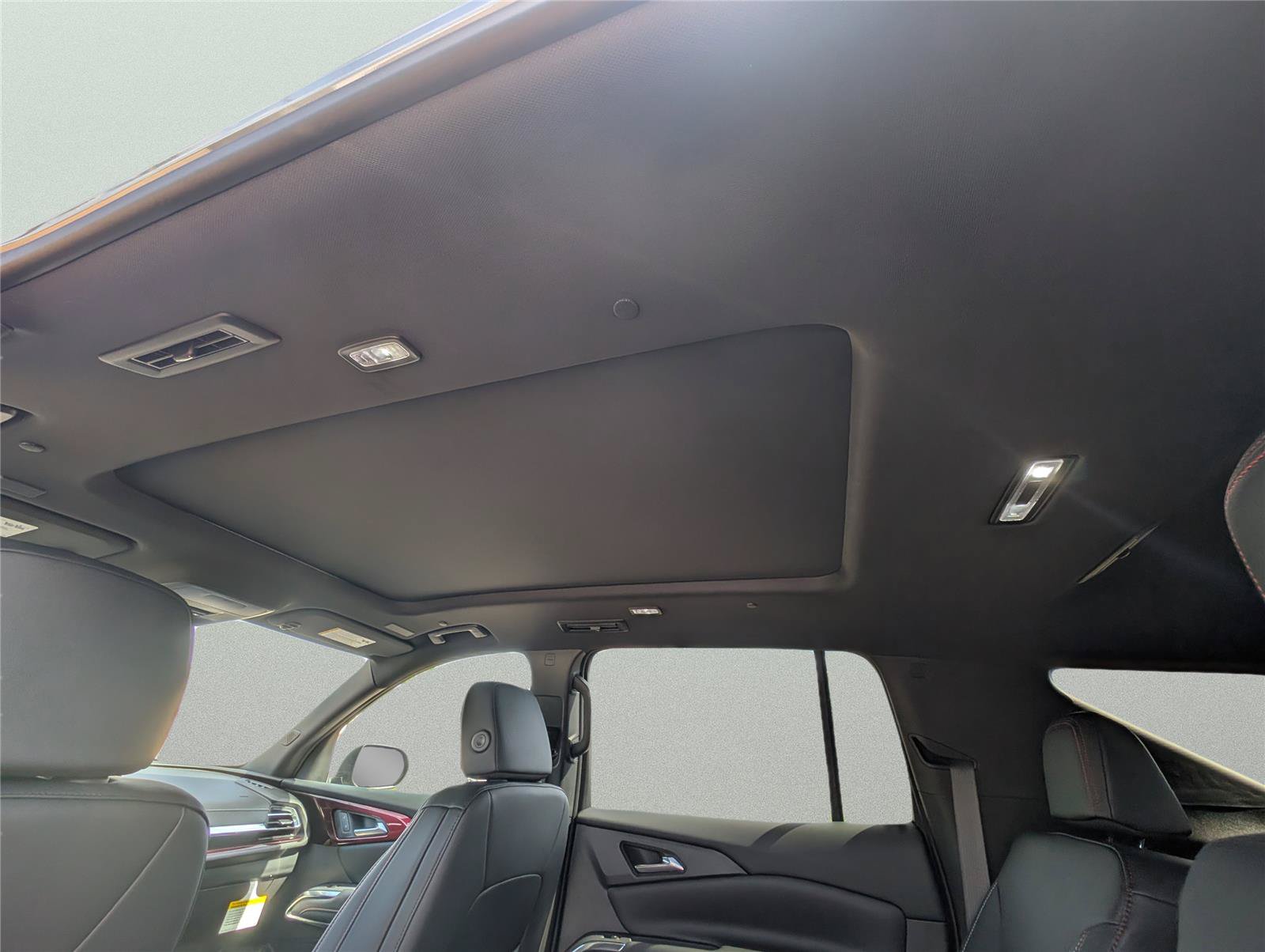 New 2026 Chevrolet Traverse Z71 w/ Enhanced Driving Package AWD/4WD image 19