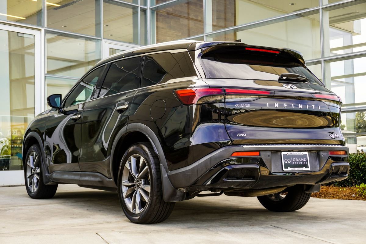 Used 2023 INFINITI QX60 Luxe w/ Cargo Package image 10