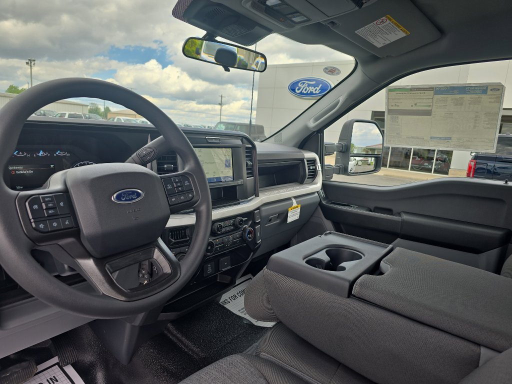 New 2025 Ford F350 XL w/ 360-Degree Camera Package image 17