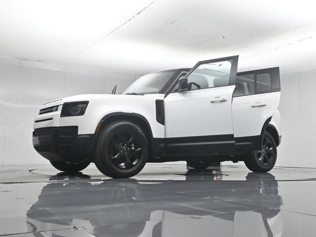 Used 2024 Land Rover Defender 110 S AWD/4WD image 43