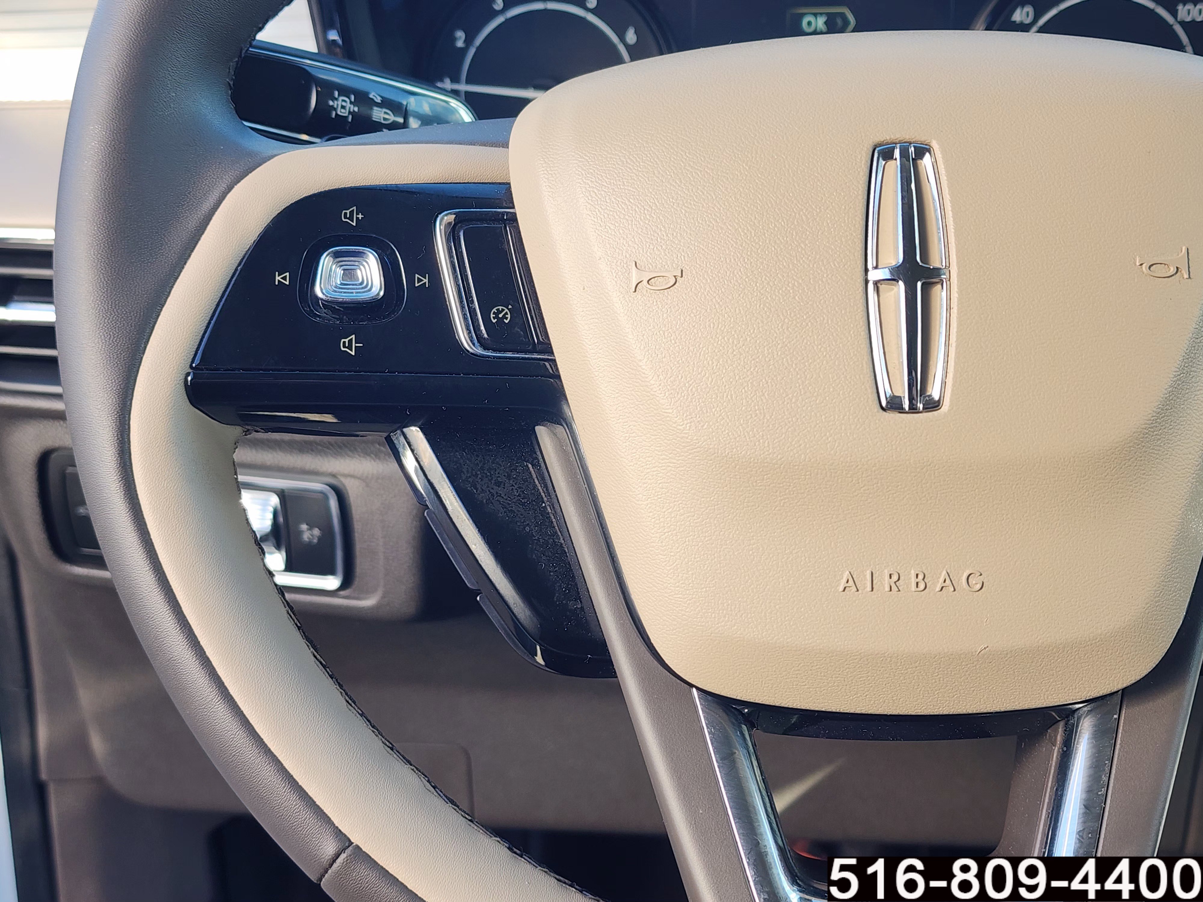 Used 2022 Lincoln Corsair AWD w/ Equipment Group 101A image 18