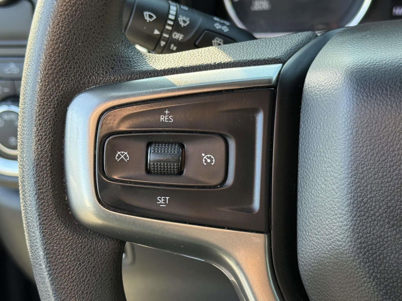 Certified 2020 Chevrolet Silverado 1500 LT RWD image 15
