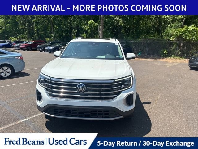 Used 2024 Volkswagen Atlas SE AWD/4WD image 2
