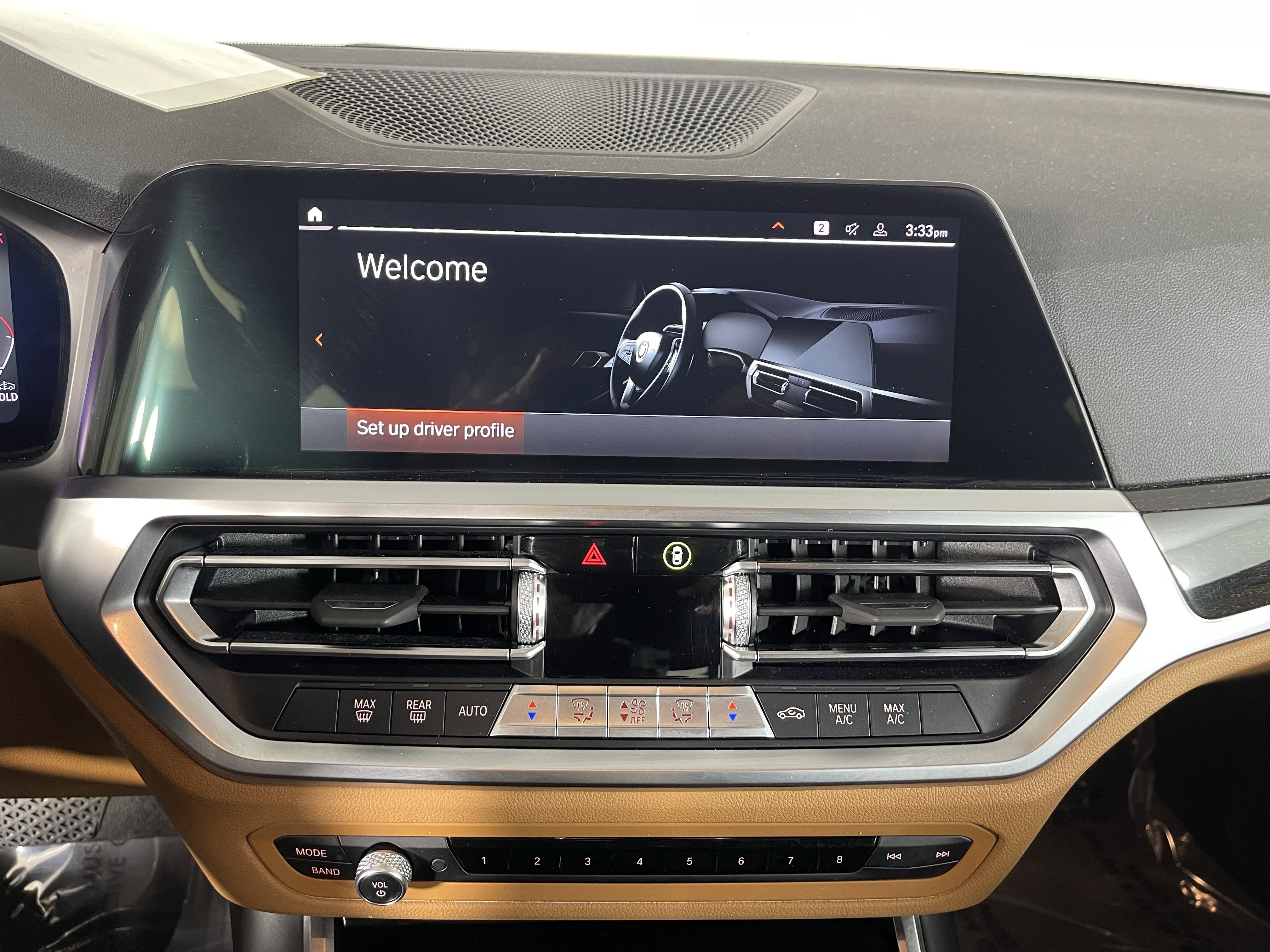 Certified 2022 BMW 330i xDrive Sedan w/ Driving Assistance Package image 13