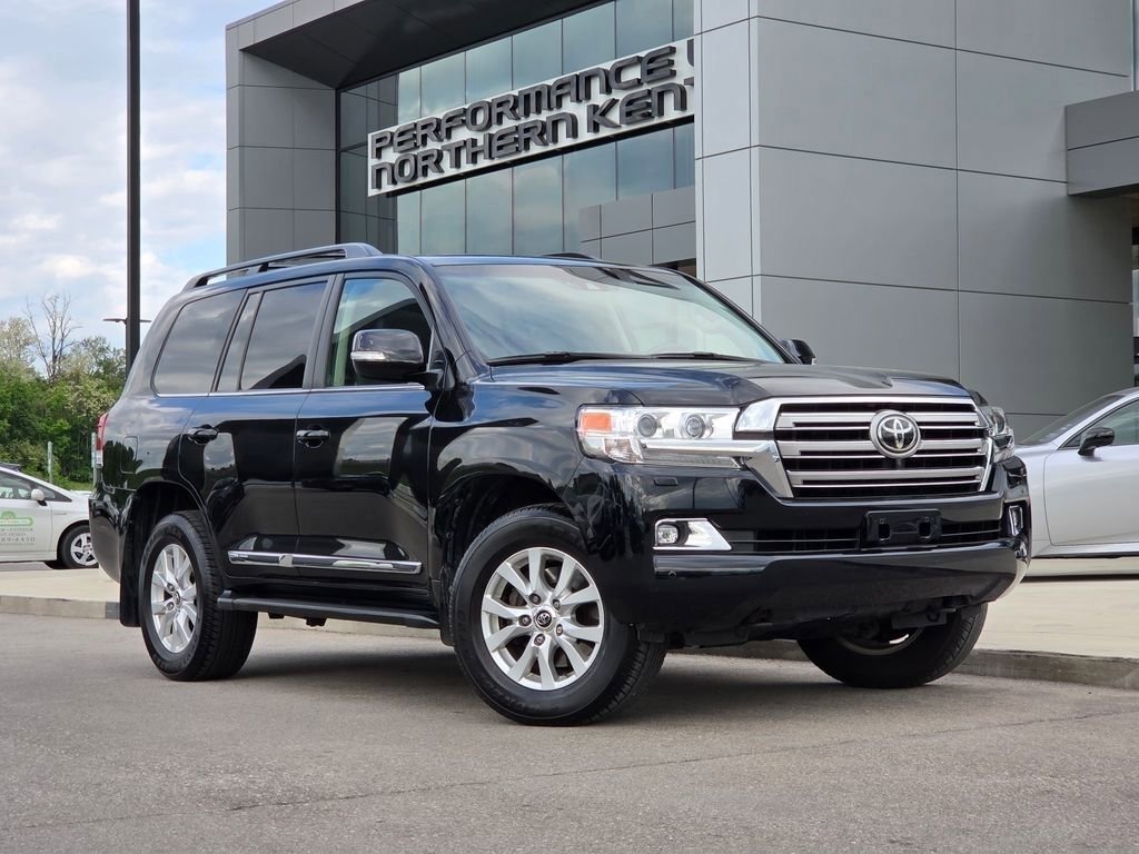 Used 2017 Toyota Land Cruiser AWD/4WD image 2