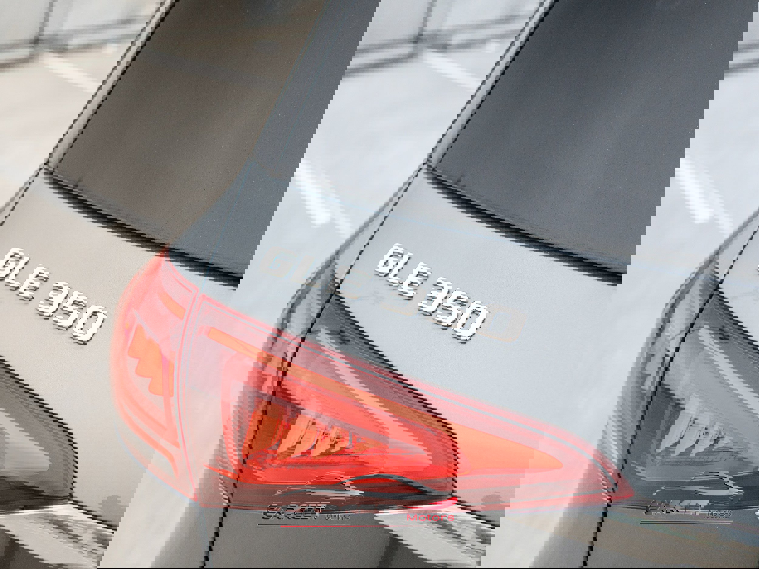 Used 2021 Mercedes-Benz GLE 350 4MATIC w/ Premium Package image 42