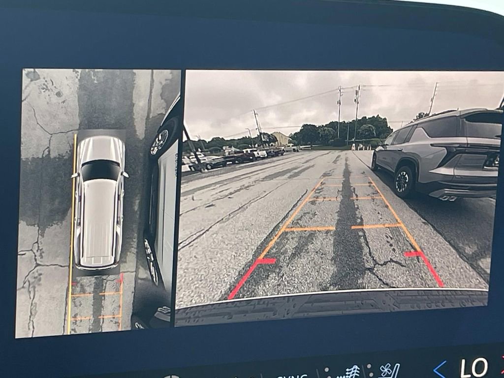 New 2026 Chevrolet Suburban Premier w/ Sun And Tow Package AWD/4WD image 21