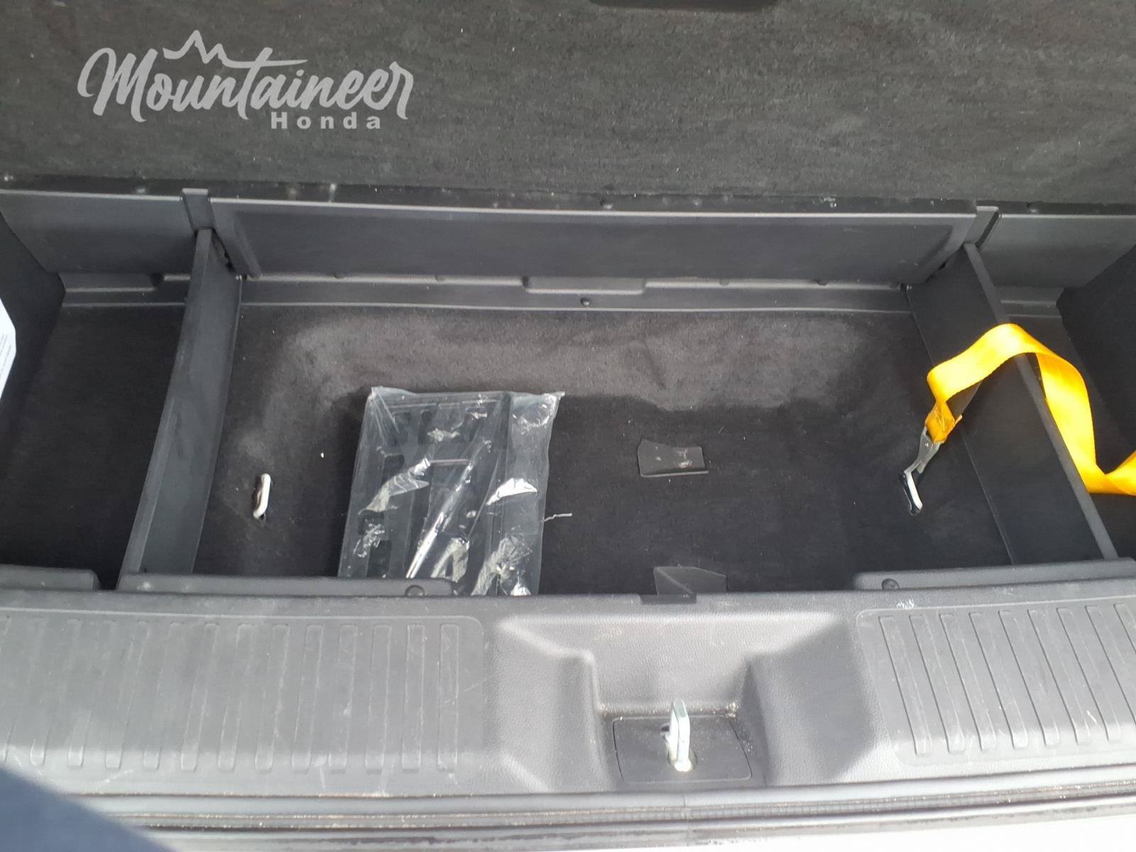 Used 2023 Honda Pilot Touring image 26