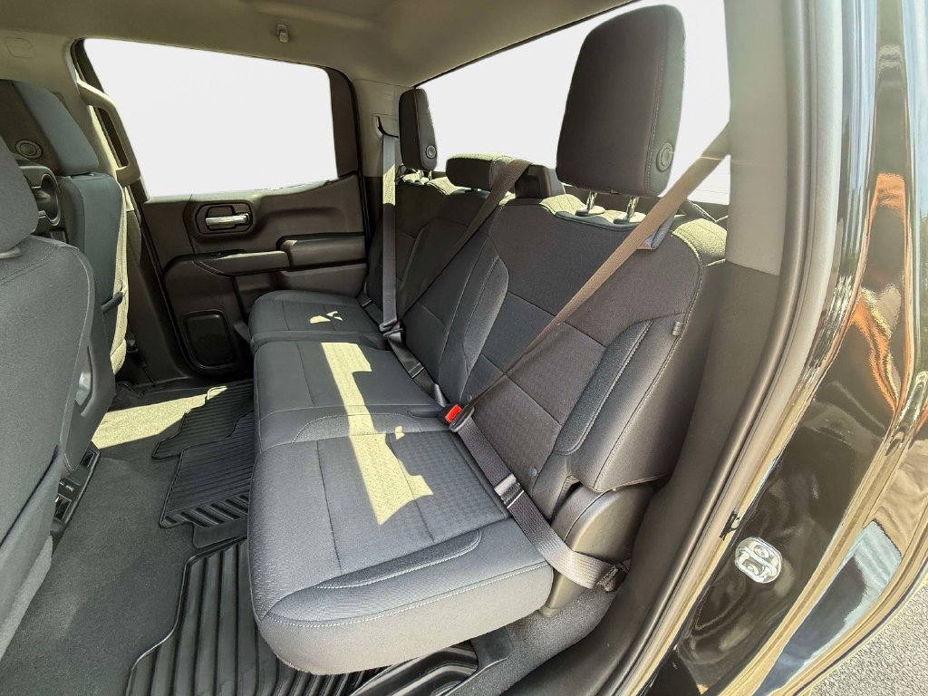 Used 2026 Chevrolet Silverado 1500 Custom AWD/4WD image 13
