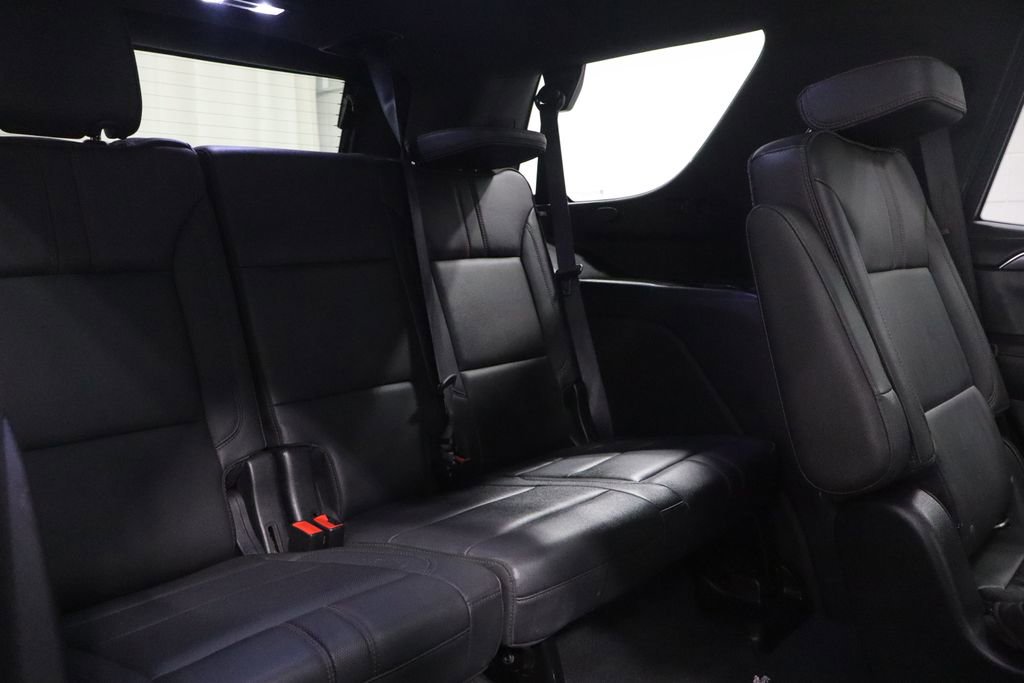Used 2021 Chevrolet Tahoe RST w/ Luxury Package AWD/4WD image 19