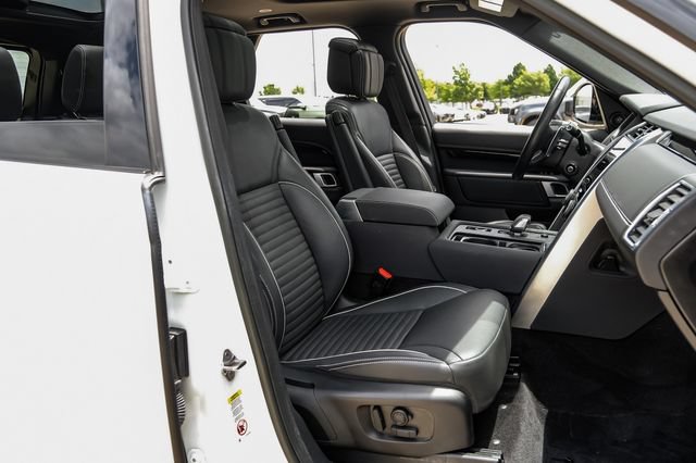 Used 2023 Land Rover Discovery HSE R-Dynamic AWD/4WD image 49
