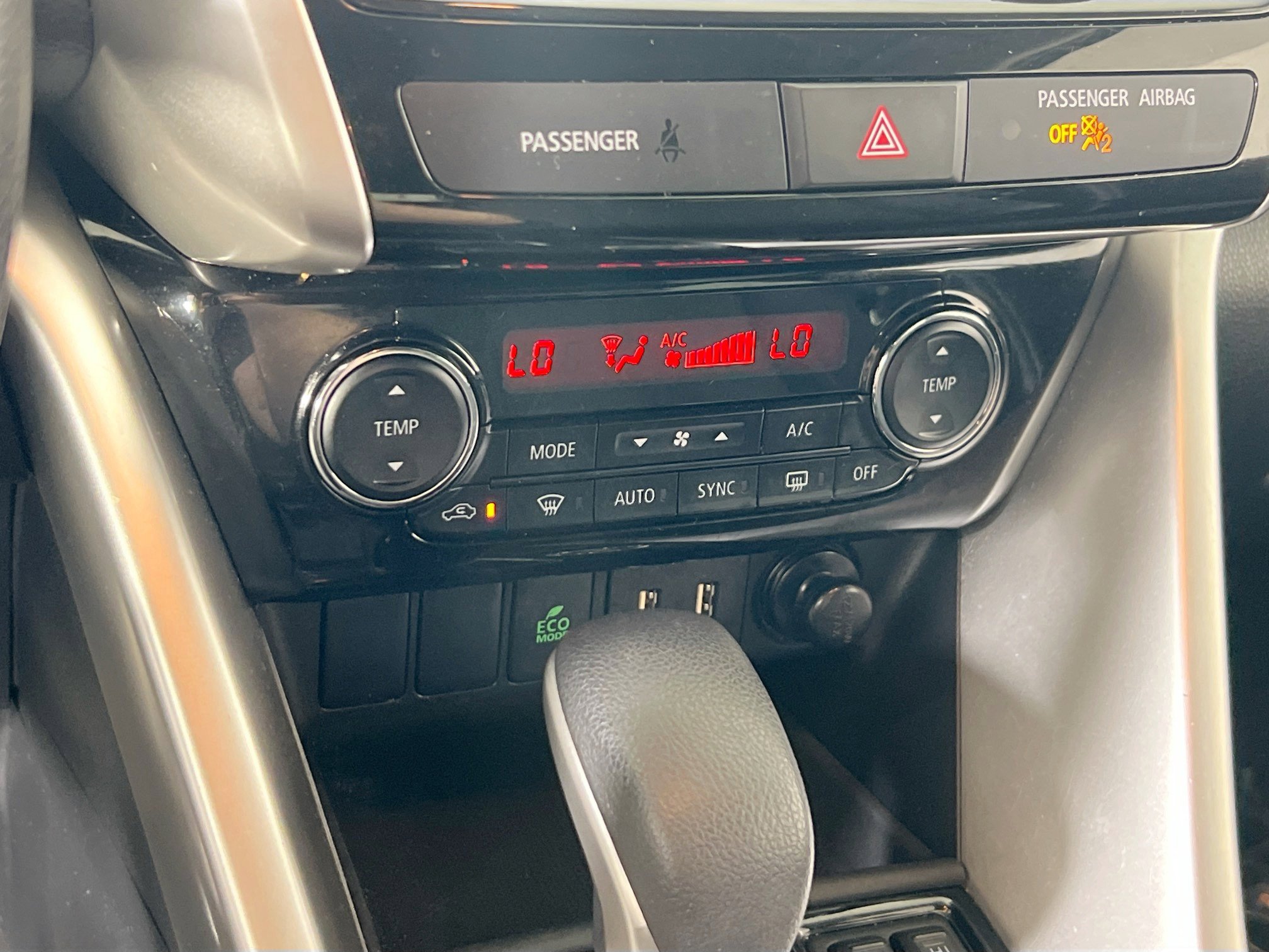 Used 2023 Mitsubishi Eclipse Cross SE image 16