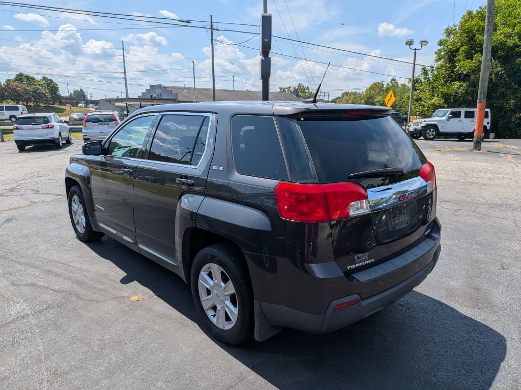 Used 2013 GMC Terrain SLE w/ LPO, Protection Package AWD/4WD image 3
