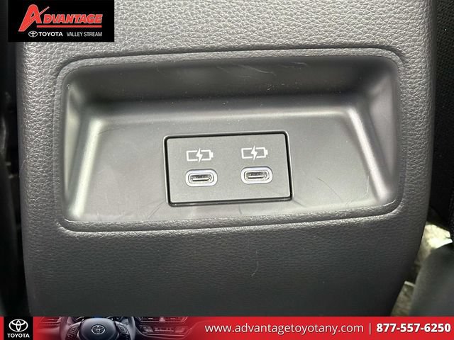 Used 2025 Toyota Corolla LE FWD image 16