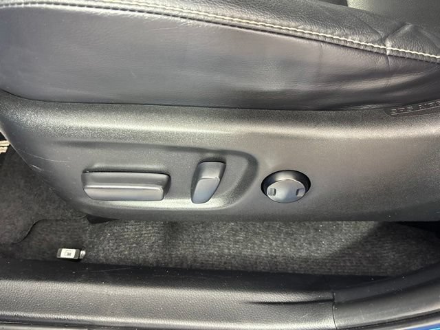 Used 2016 Toyota RAV4 Limited w/ Advanced Technology Package AWD/4WD image 12