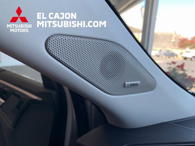 New 2025 Mitsubishi Outlander SE image 15