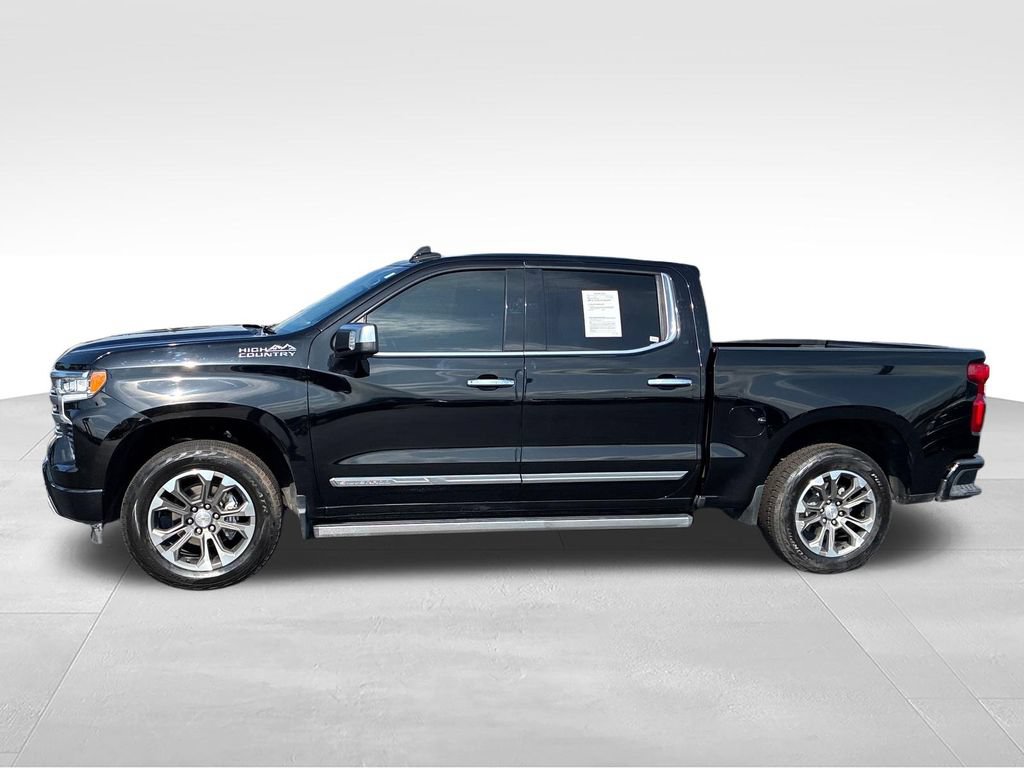 Used 2023 Chevrolet Silverado 1500 High Country w/ Technology Package AWD/4WD image 2