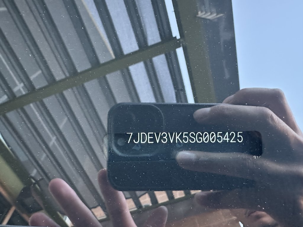 Used 2025 Volvo EX90 Plus image 40