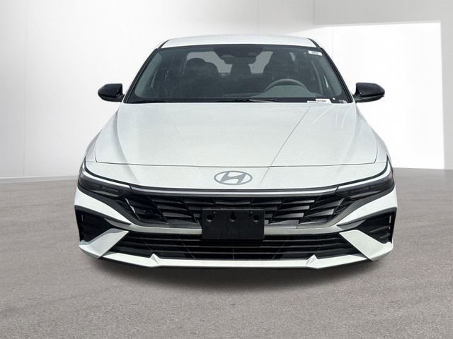 New 2026 Hyundai Elantra Sport FWD image 16
