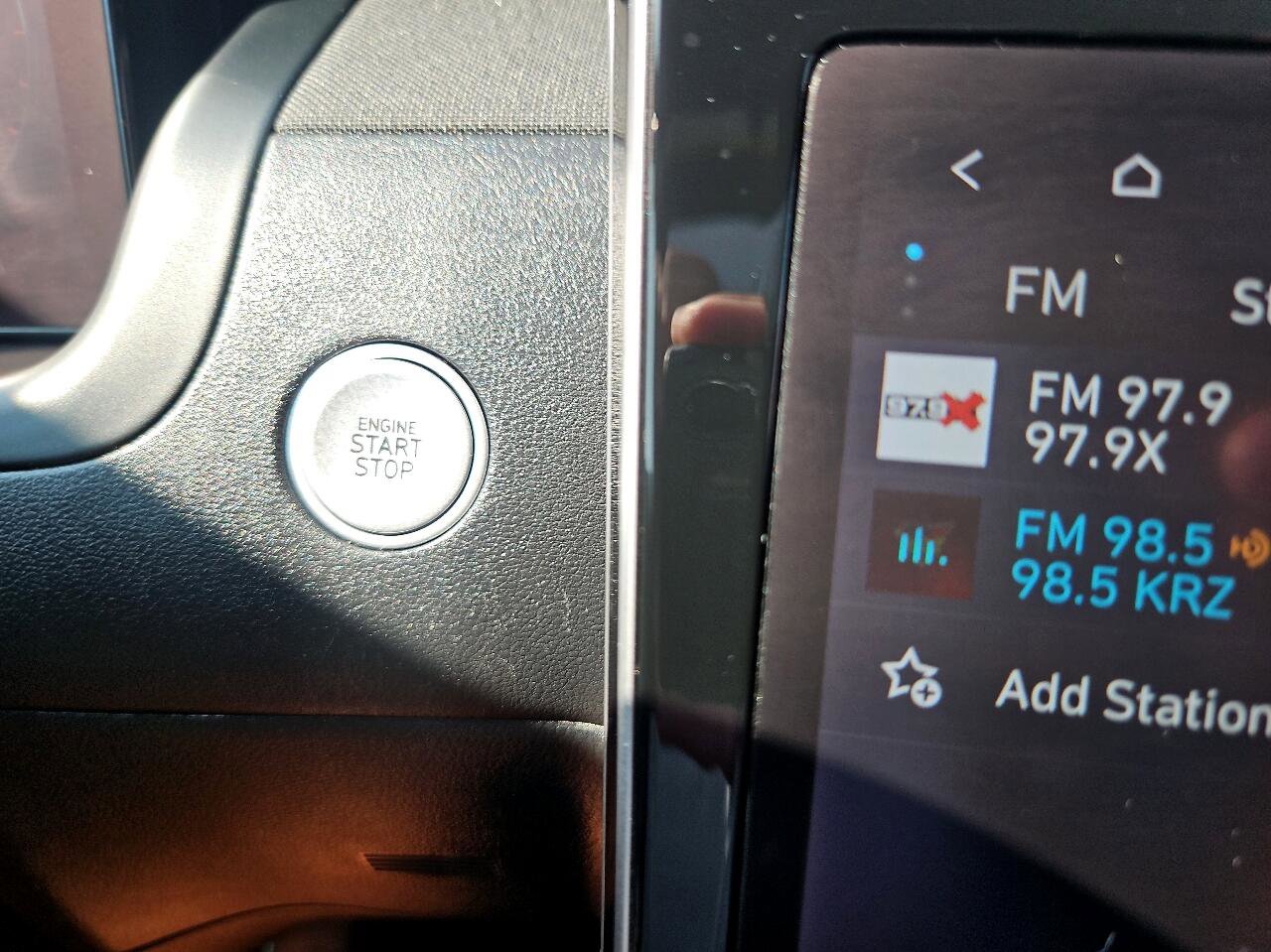 Used 2022 Hyundai Santa Cruz Limited image 37