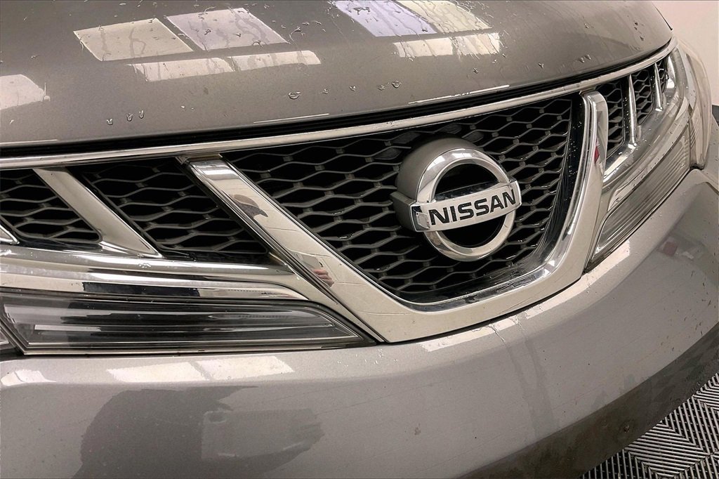 Used 2013 Nissan Murano SV w/ Value Pkg image 21