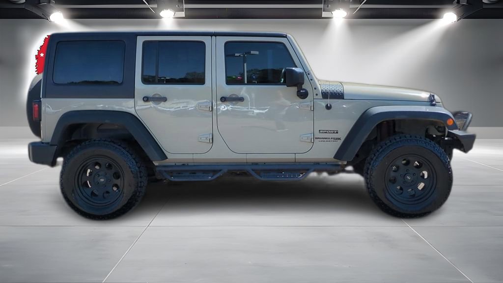 Used 2018 Jeep Wrangler Unlimited Sport w/ Connectivity Group image 4