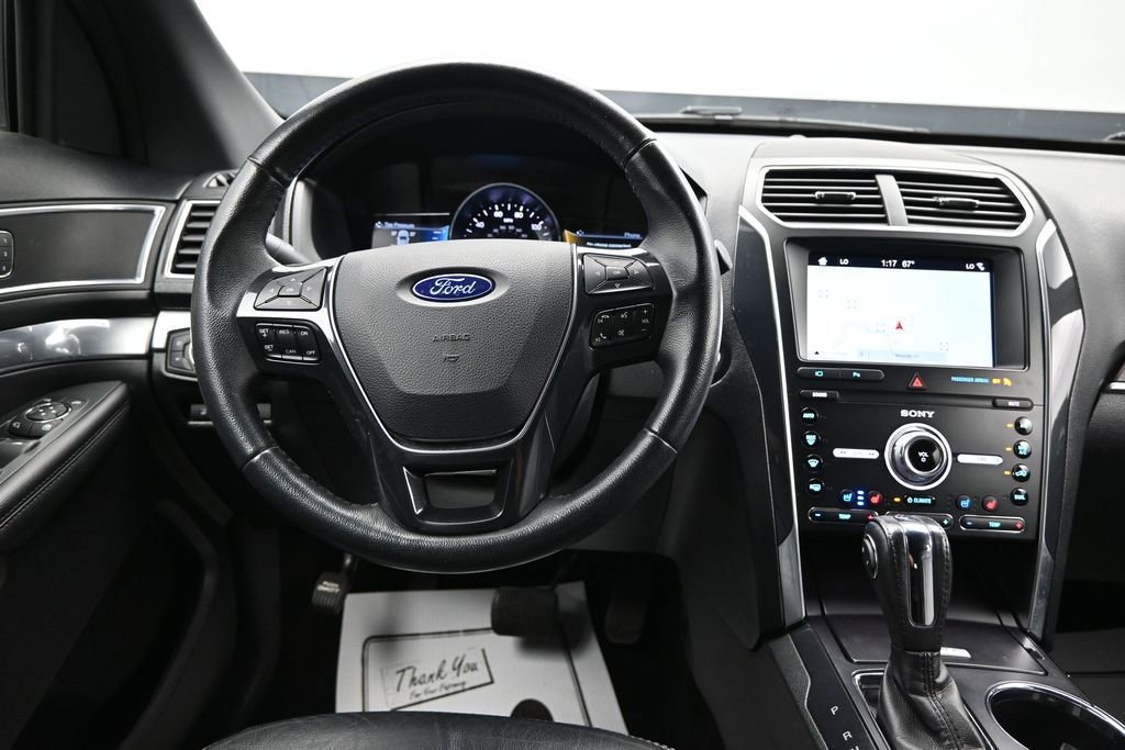 Used 2019 Ford Explorer Limited w/ Class III Trailer Tow Package FWD image 13