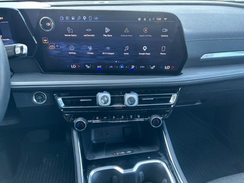 Used 2025 Chevrolet Traverse LT w/ LPO, Floor Liner Package FWD image 16