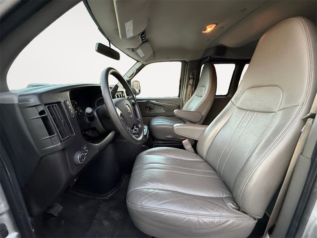 Used 2014 Chevrolet Express 2500 LS image 10