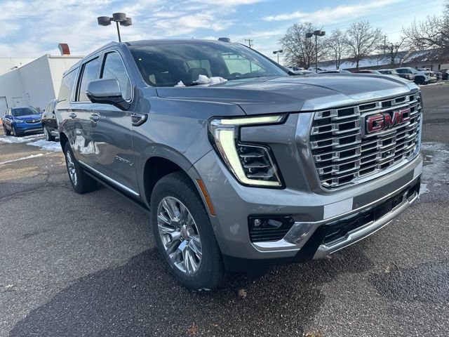 New 2026 GMC Yukon XL Denali w/ Sun & Power Step Package image 3