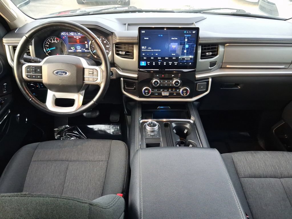 Used 2024 Ford Expedition Max XLT RWD image 12