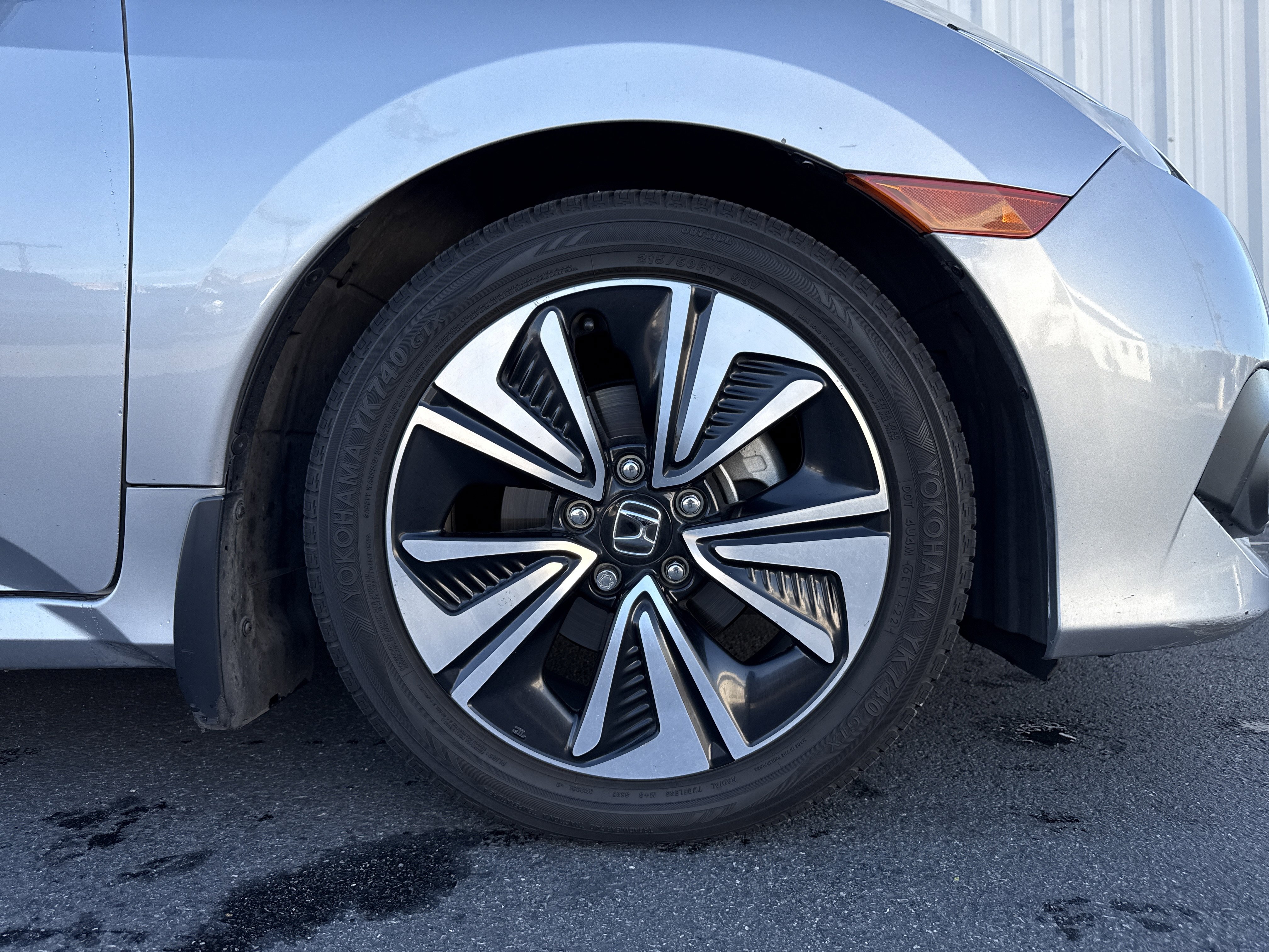 Used 2017 Honda Civic EX-T image 30