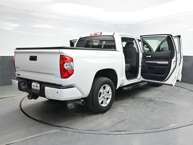 Used 2017 Toyota Tundra SR5 w/ SR5 Upgrade Package AWD/4WD image 47